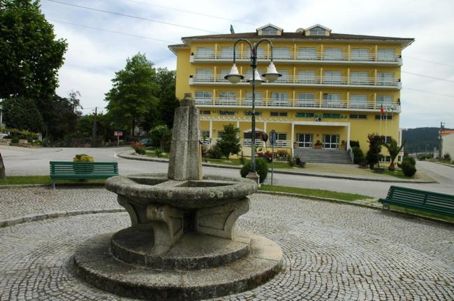 Hotel Montemuro Каштру-Дайри Экстерьер фото