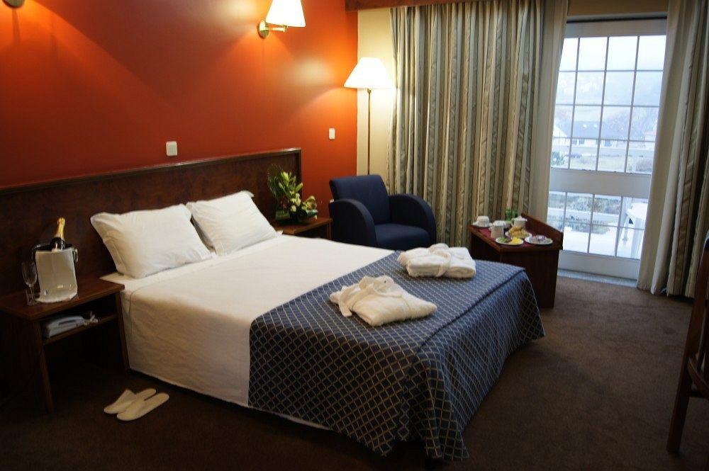 Hotel Montemuro Каштру-Дайри Экстерьер фото